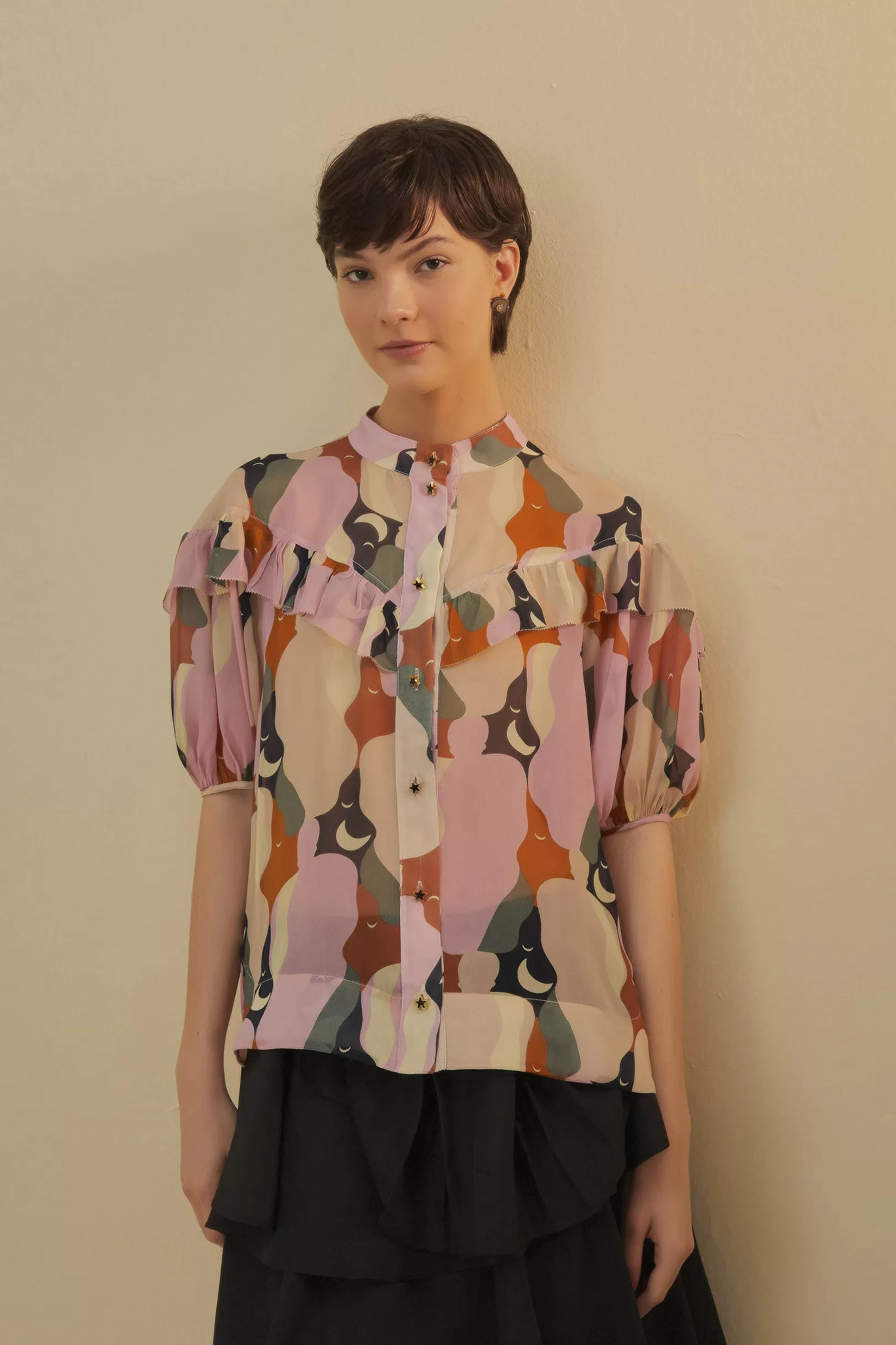 FARM Rio  THE KISS MULTICOLOR SHORT SLEEVE BLOUSE Best Sale