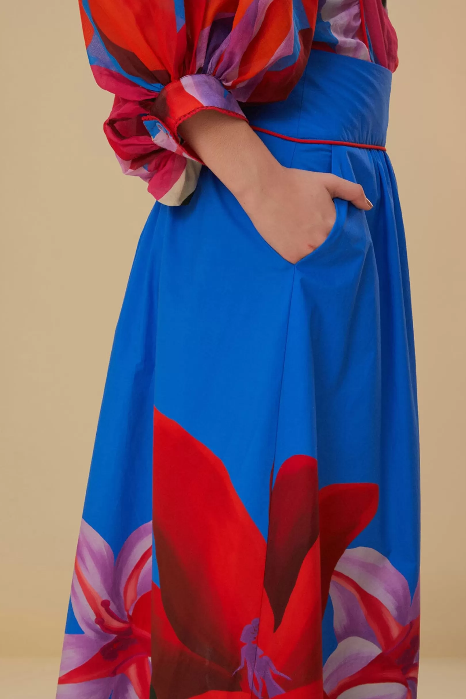 FARM Rio  WATERCOLOR FLORAL BLUE MIDI SKIRT Fashion
